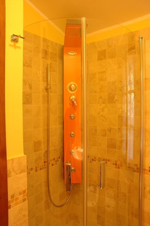 Hostal Casale Favilluta Petrignano Habitación foto