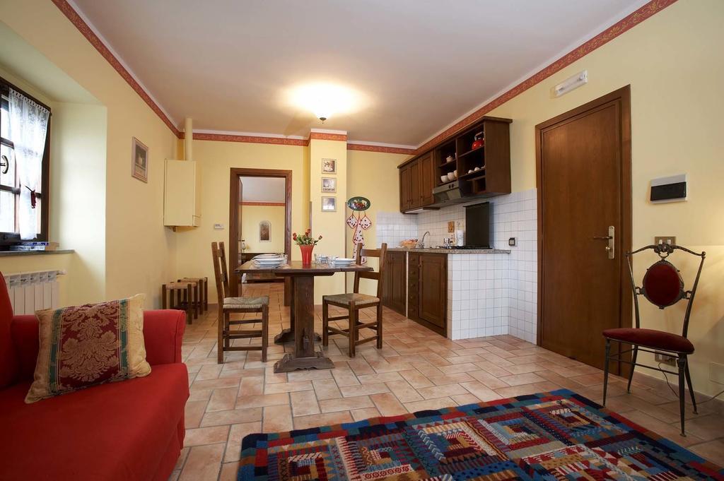 Hostal Casale Favilluta Petrignano Habitación foto