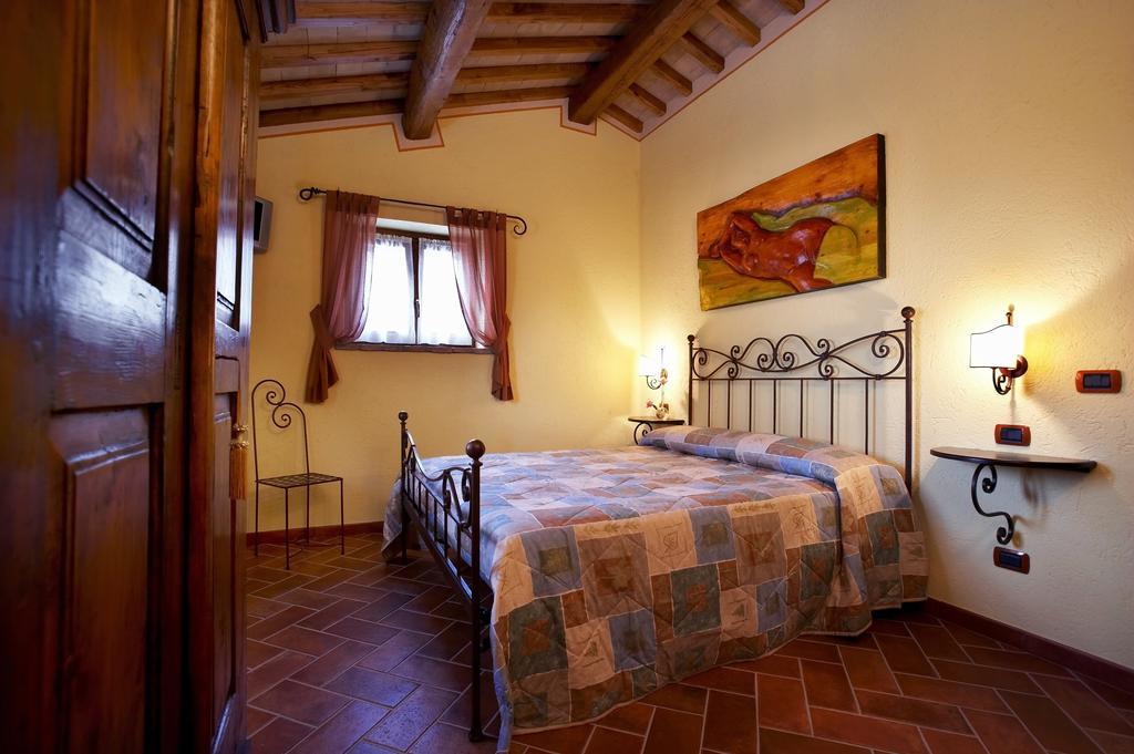 Hostal Casale Favilluta Petrignano Exterior foto